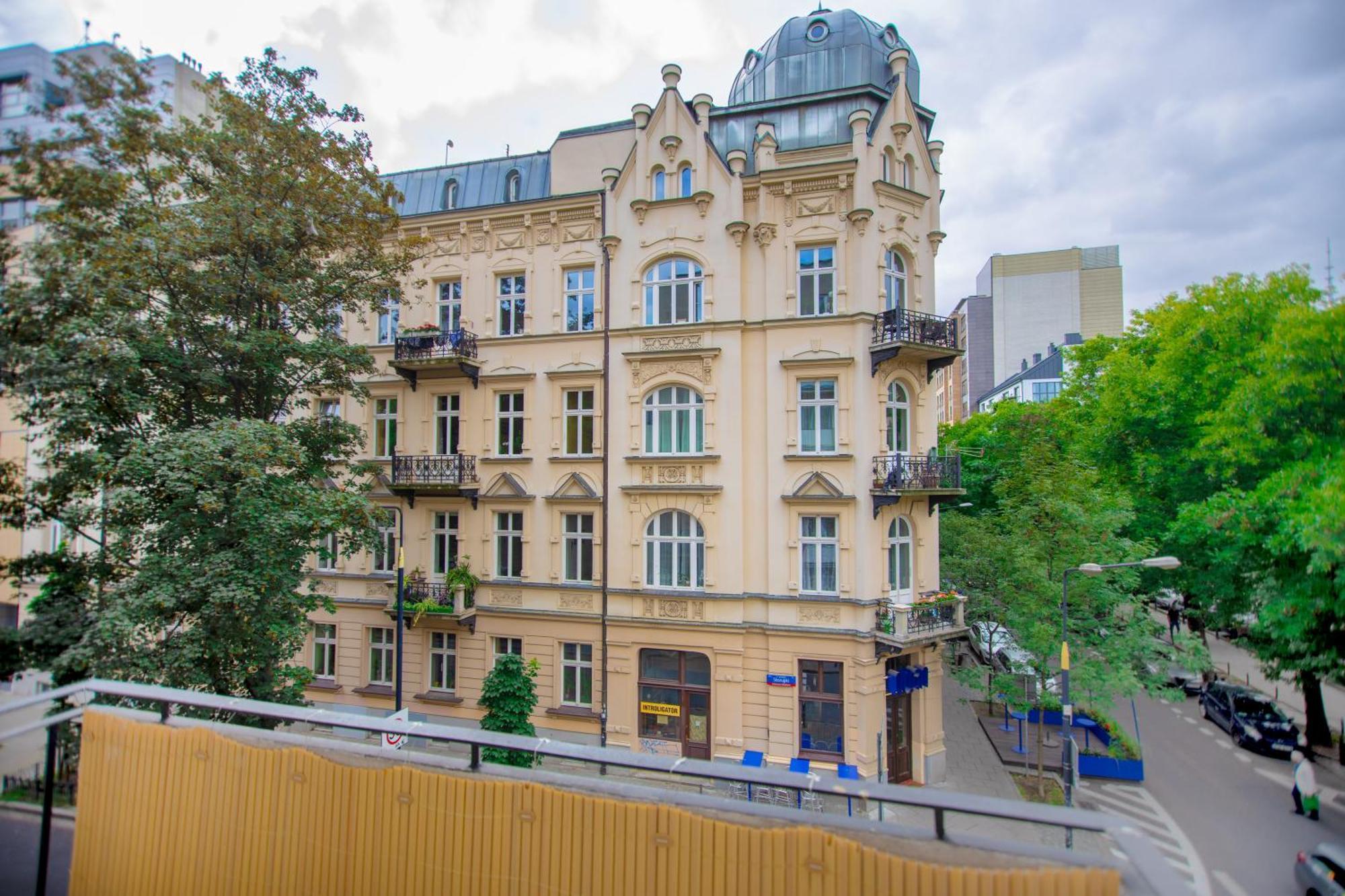 דירות ורשה Hoza Str Apt. Great Location. Close To Everything. מראה חיצוני תמונה